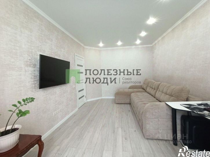 3-комн квартира шоссе Нефтяников, 18 к7,  д. 18 к7