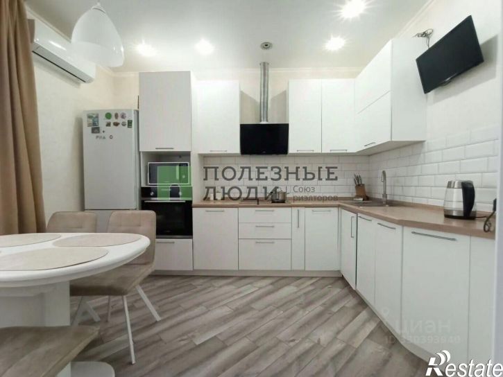 3-комн квартира шоссе Нефтяников, 18 к7,  д. 18 к7
