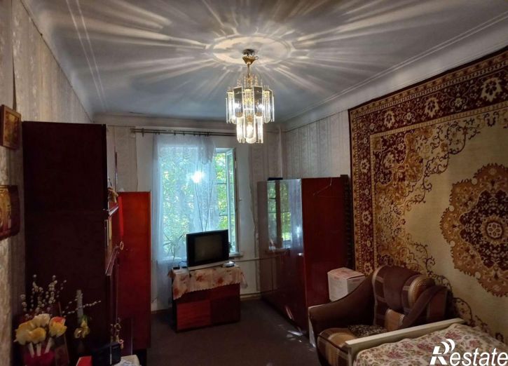 3-комн квартира Индустриальная улица, 42,  д. 42
