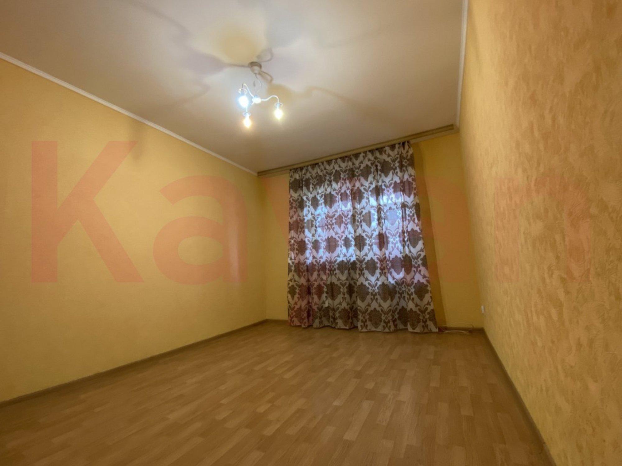 Купить студию за 2 850 000 рублей на Куликова Поля ул.