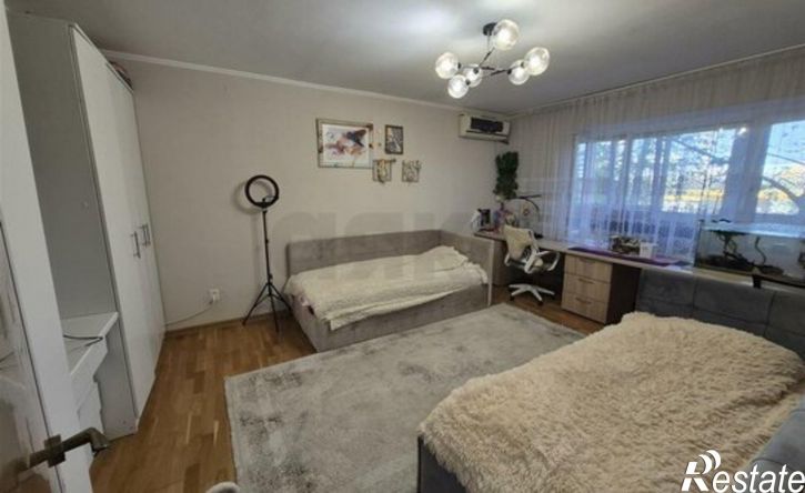 2-комн квартира улица Вишняковой, 53,  д. 53