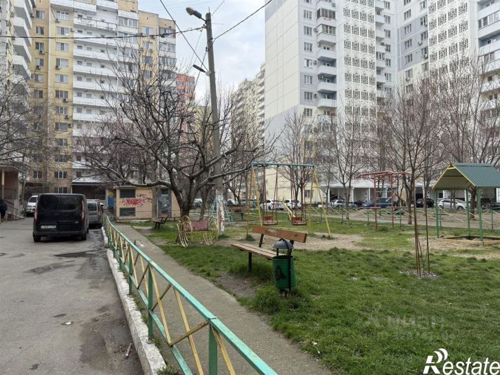 3-комн квартира ул им. Академика Лукьяненко П.П., 26,  д. 26