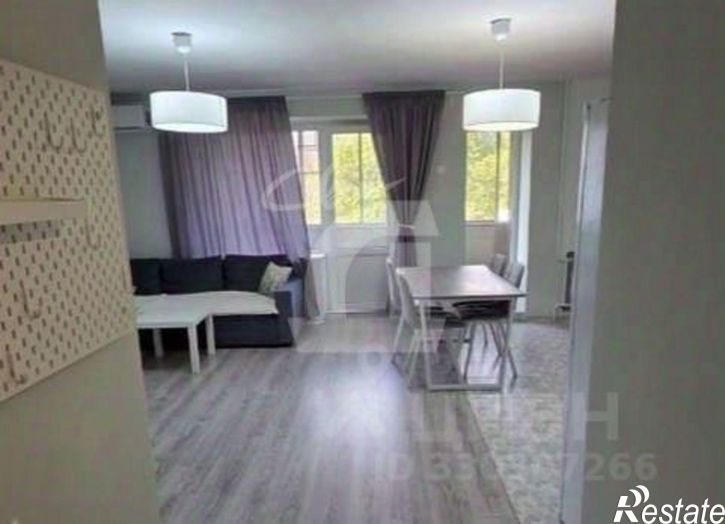 4-комн квартира ул Азовская, 5,  д. 5