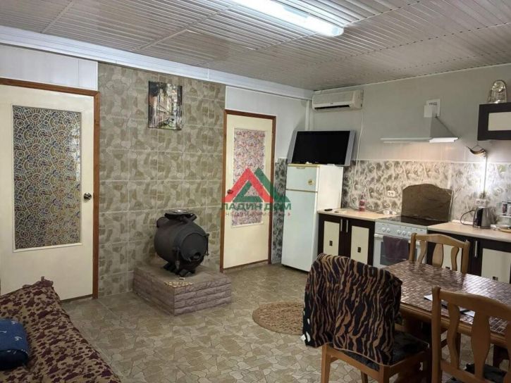 Коттедж/дом Виноградная улица, д.14