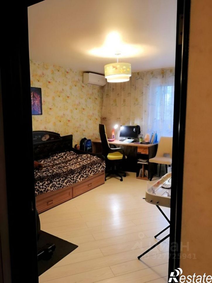 3-комн квартира улица Героя Аверкиева, 20,  д. 20