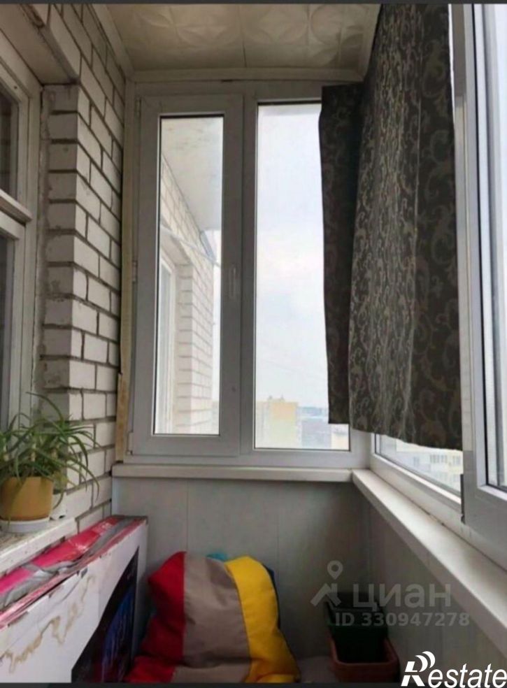 1-комн квартира пр-кт Чекистов, 42,  д. 42