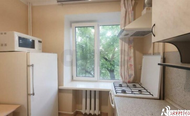 1-комн квартира ул им. 40-летия Победы, 148,  д. 148