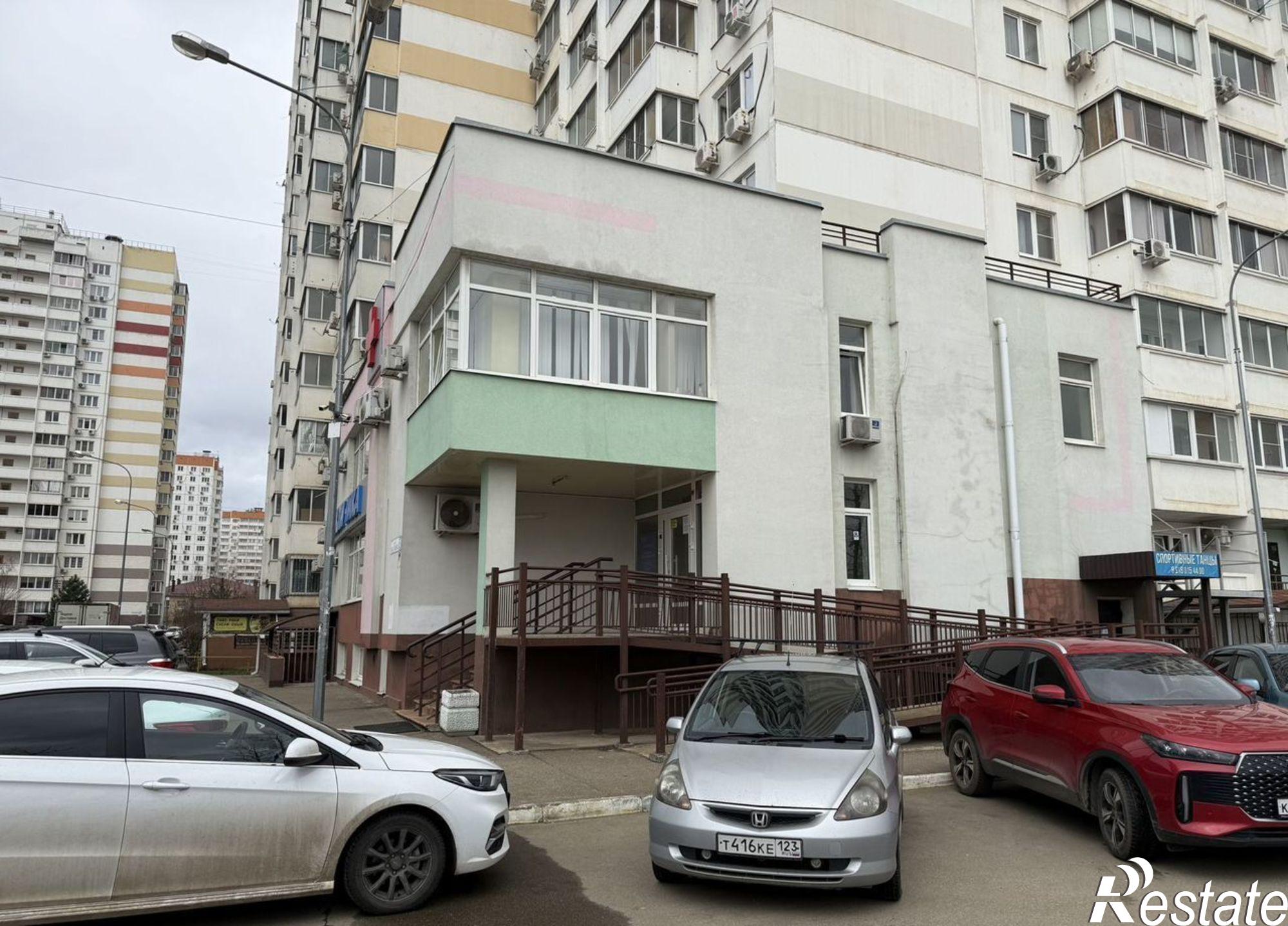 Купить ОСЗ, отдельно стоящее здание за 85 000 200 рублей на ул им. Генерала Трошева Г.Н., 9