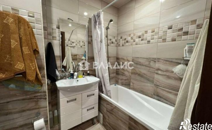 1-комн квартира улица Коммунаров, 270,  д. 270