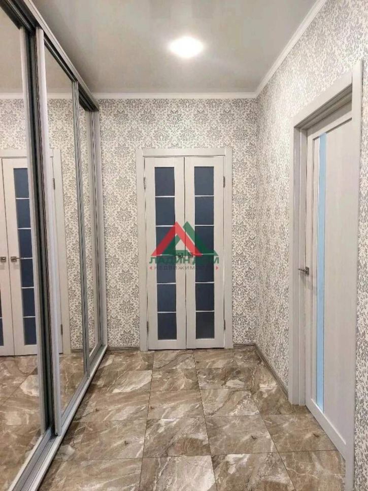 2-комн квартира Командорская улица, д.6