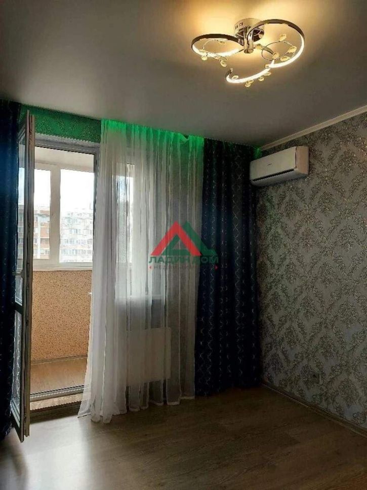2-комн квартира Командорская улица, д.6