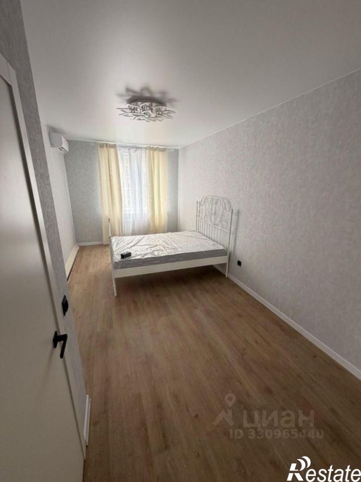 1-комн квартира улица Лётчика Позднякова, 2 к23
