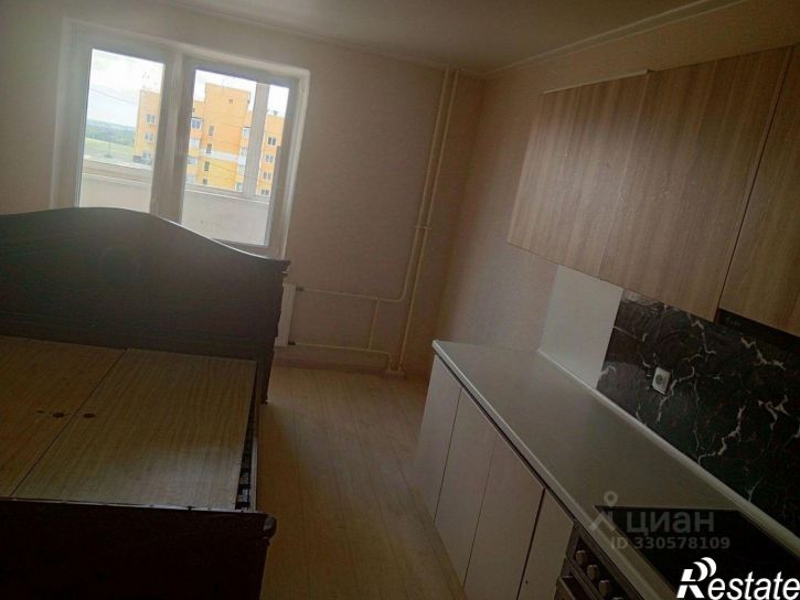 2-комн квартира улица им. генерал-лейтенанта Александра Сапрунова, 37 к1,  д. 37 к1