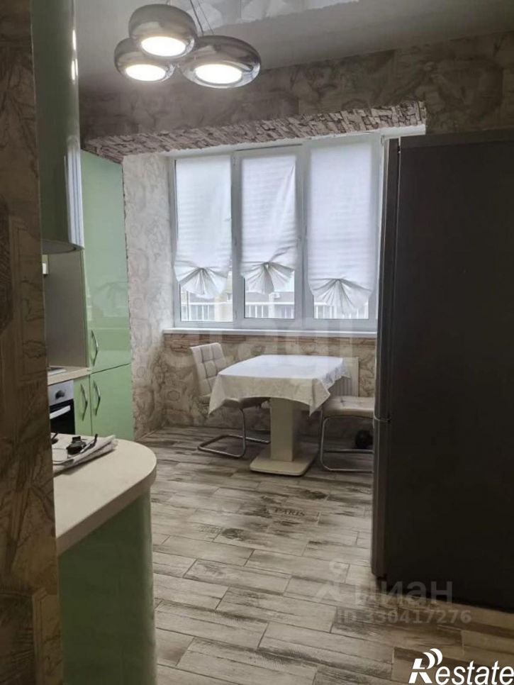 1-комн квартира ул им. Сергея Есенина, 98,  д. 98