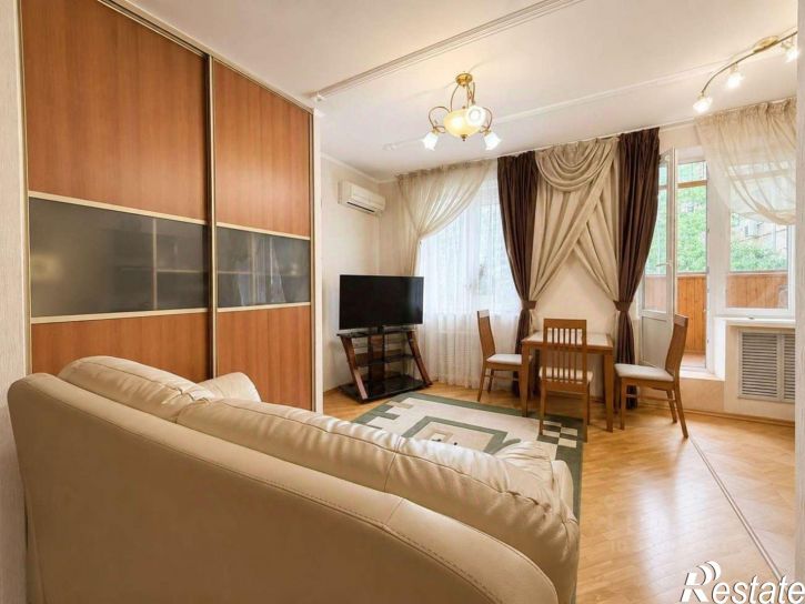 2-комн квартира улица Мира, 40,  д. 40