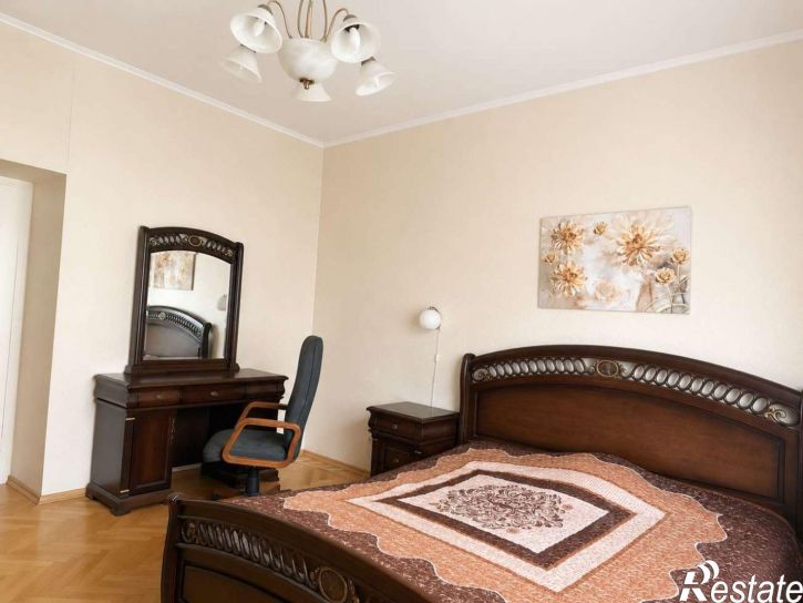 2-комн квартира улица Мира, 40,  д. 40