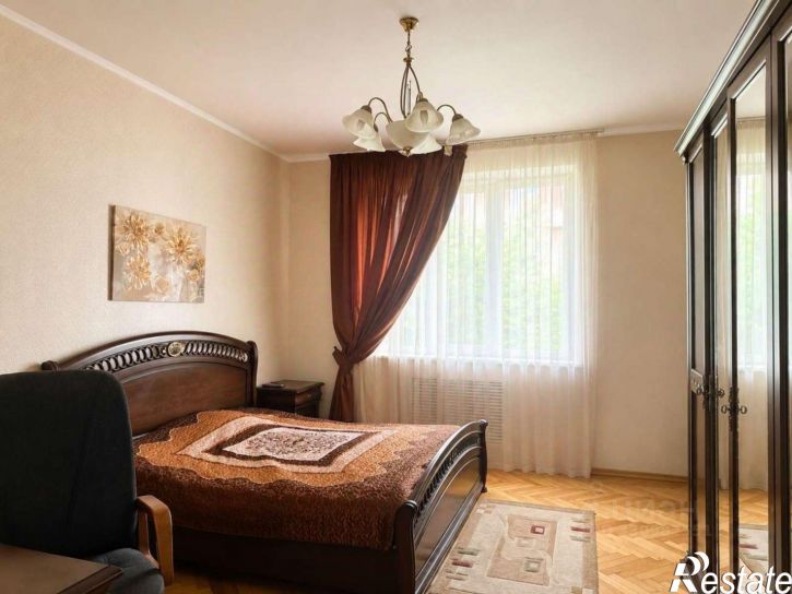 2-комн квартира улица Мира, 40,  д. 40