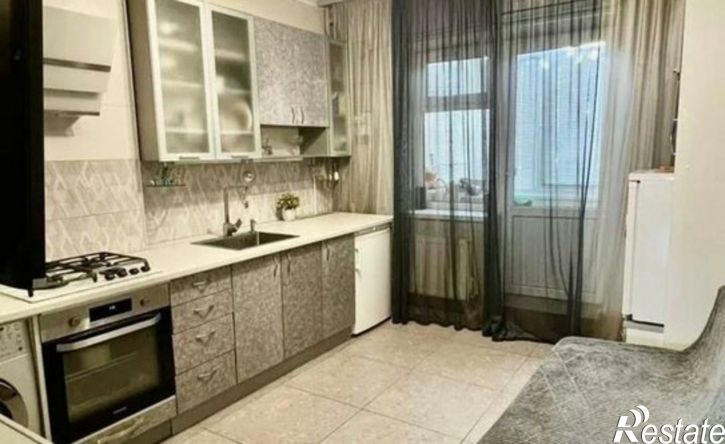 1-комн квартира улица Академика Губкина, 84,  д. 84