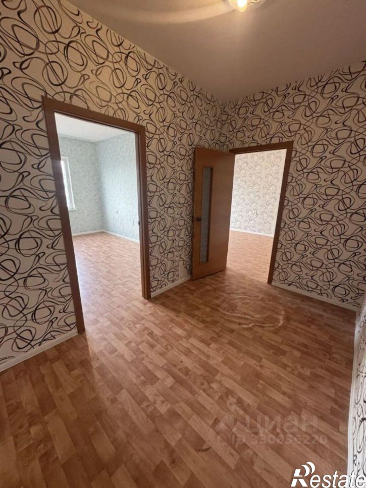 2-комн квартира ул им. Александра Покрышкина, 4/4,  д. 4/4