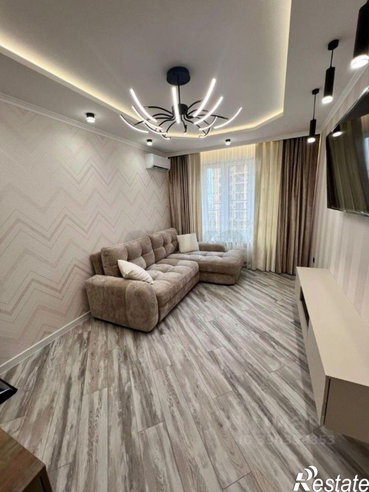 2-комн квартира ул им. Александра Покрышкина, 15/1,  д. 15/1