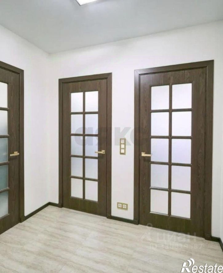2-комн квартира Гаражная улица, 104,  д. 104