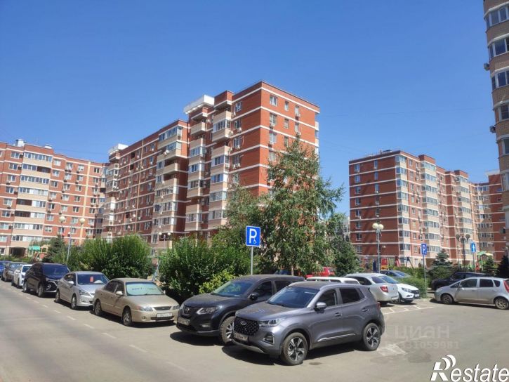 1-комн квартира улица Западный Обход, 42/3 к2,  д. 42/3 к2