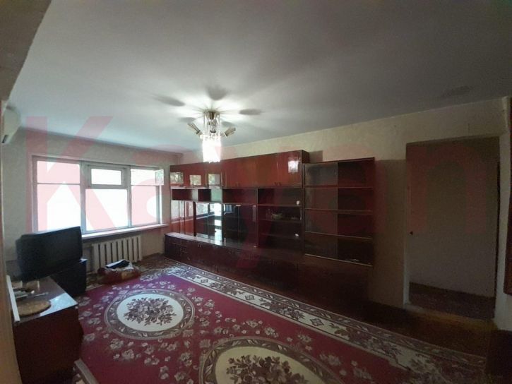 3-комн квартира 2-я Пятилетка ул.