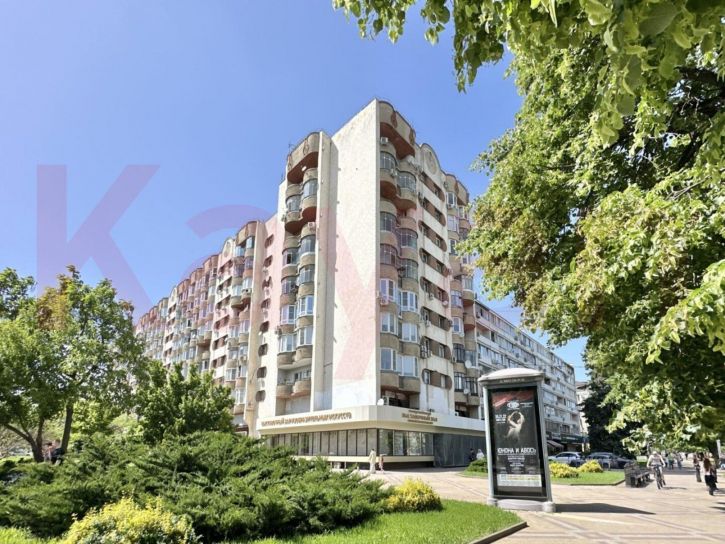 3-комн квартира Рашпилевская ул.