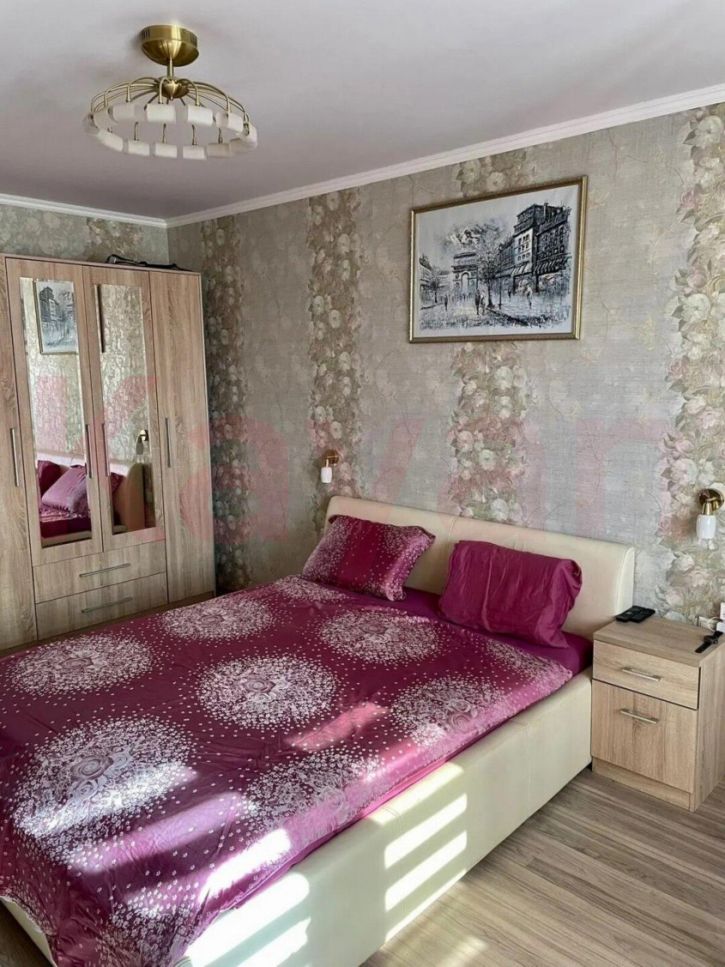 3-комн квартира Уральская ул.