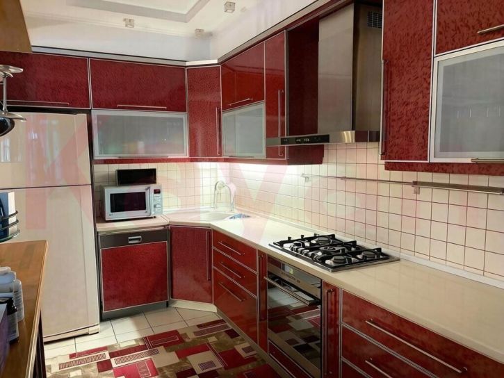 3-комн квартира Черкасская ул.