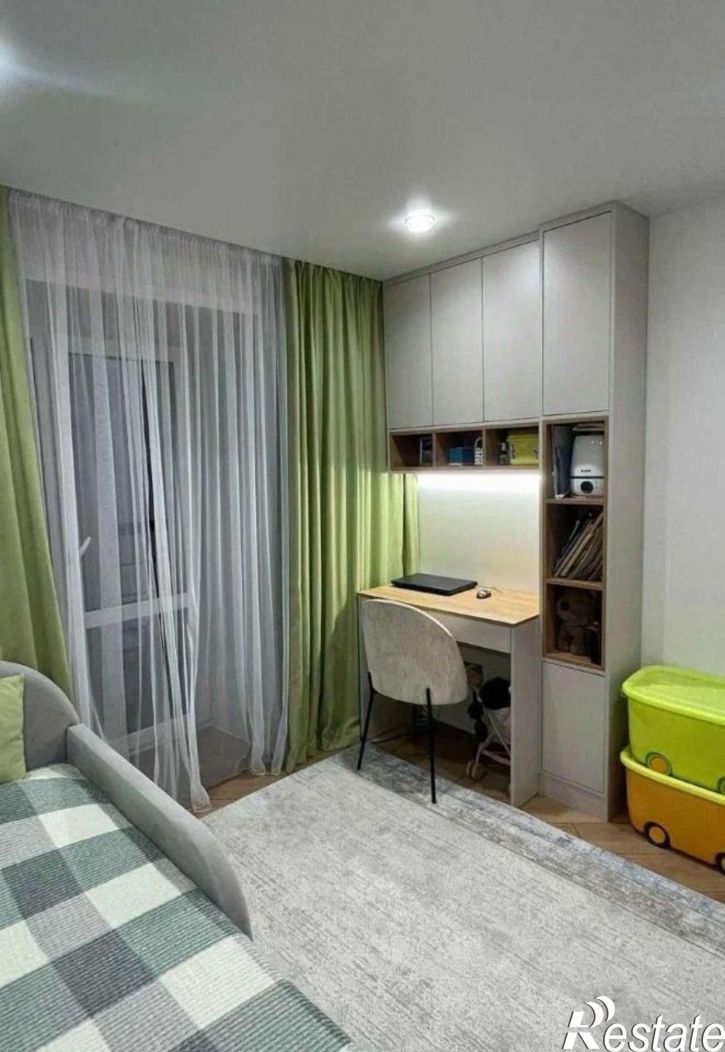 2-комн квартира улица Героя Георгия Бочарникова, 12,  д. 12