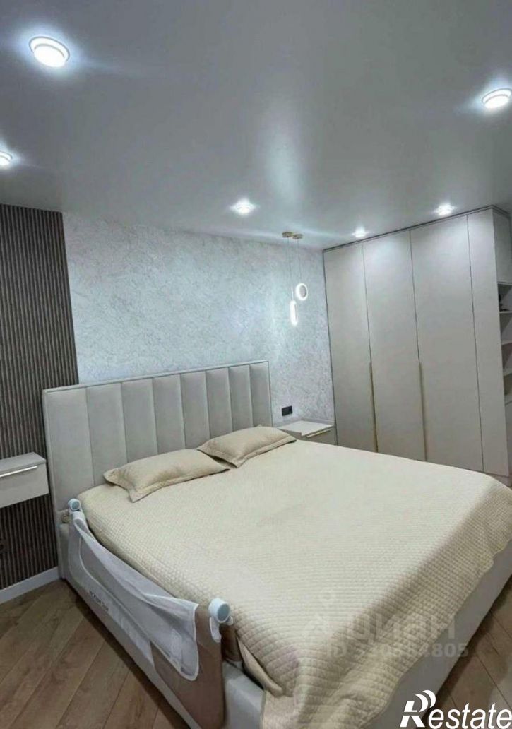 2-комн квартира улица Героя Георгия Бочарникова, 12,  д. 12