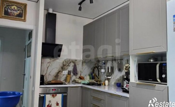 2-комн квартира ул им. Евгении Жигуленко, 3 1,  д. 3 1,  к. 1