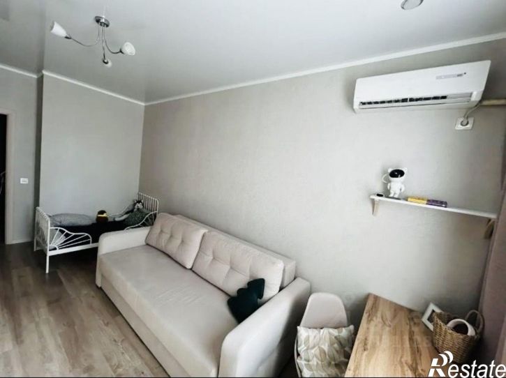 1-комн квартира ул им. 40-летия Победы, 135,  д. 135