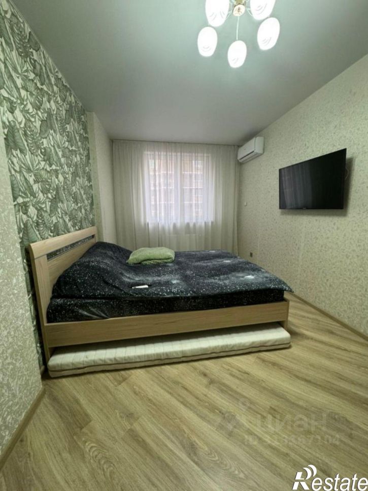 2-комн квартира улица Цезаря Куникова, 24 к2,  д. 24 к2