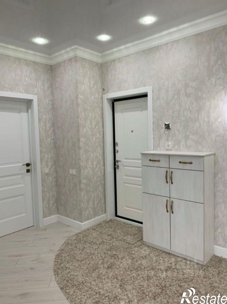 3-комн квартира улица Яна Полуяна, 51/1,  д. 51/1