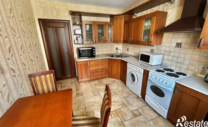 2-комн квартира улица 70 лет Октября, 17,  д. 17