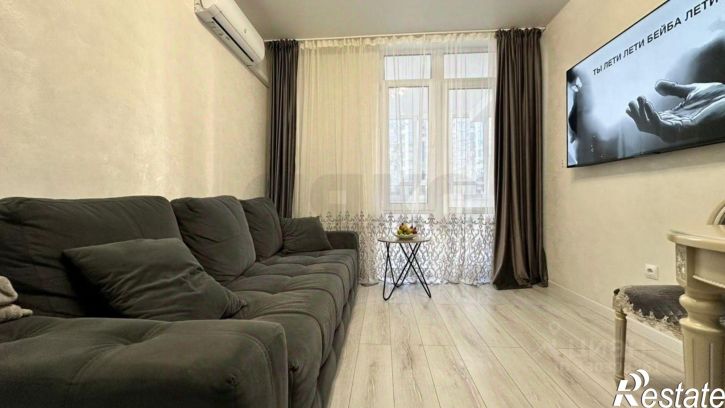 2-комн квартира Семигорская улица, 18,  д. 18