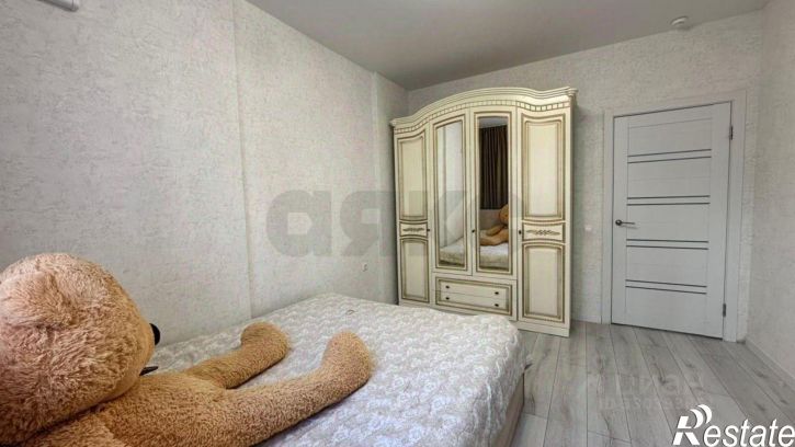 2-комн квартира Семигорская улица, 18,  д. 18