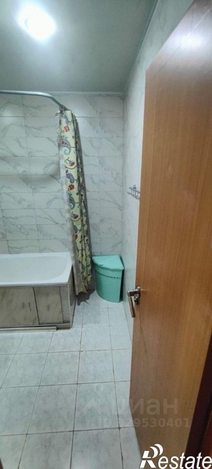 2-комн квартира проспект Чекистов, 38,  д. 38