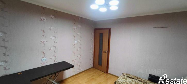 2-комн квартира проспект Чекистов, 38,  д. 38