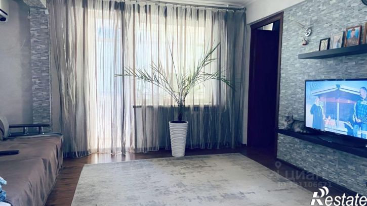 3-комн квартира ул им. Карякина, 10,  д. 10