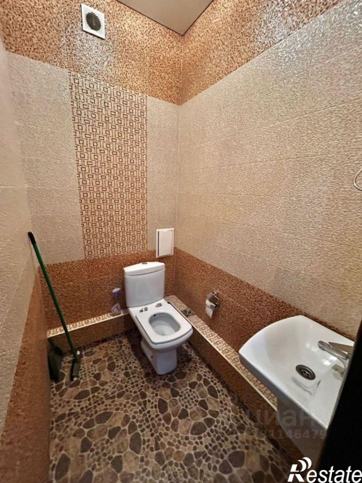 3-комн квартира ул им. 70-летия Октября, 1/1,  д. 1/1