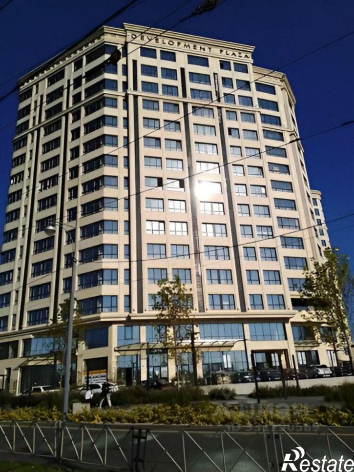 Гараж/парковка ул им. 40-летия Победы, 33Г,  д. 33Г