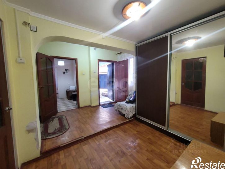 2-комн квартира улица Коммунаров, 98,  д. 98