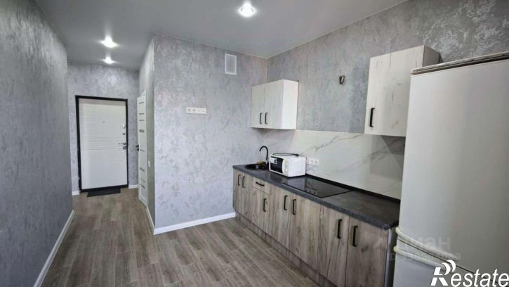 1-комн квартира ул им. Комарова В.М., 21Б,  д. 21Б
