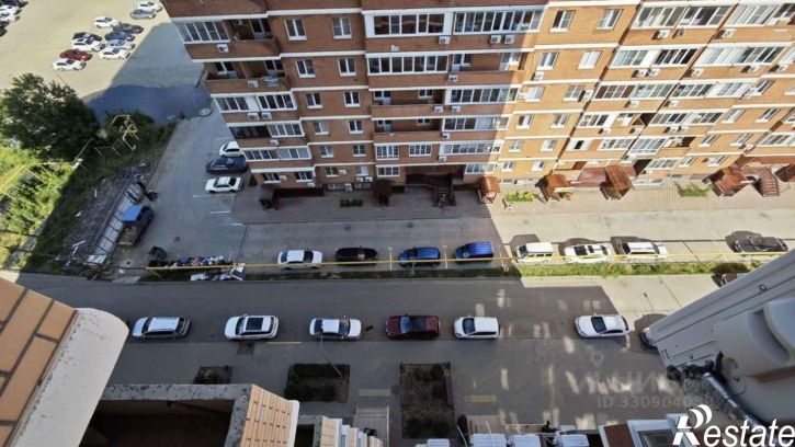 1-комн квартира ул им. Комарова В.М., 21Б,  д. 21Б