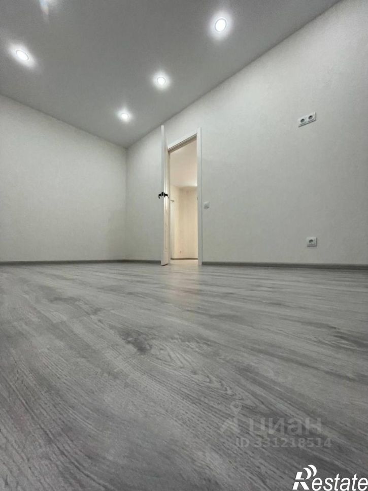 2-комн квартира улица Цезаря Куникова, 24 к1,  д. 24 к1