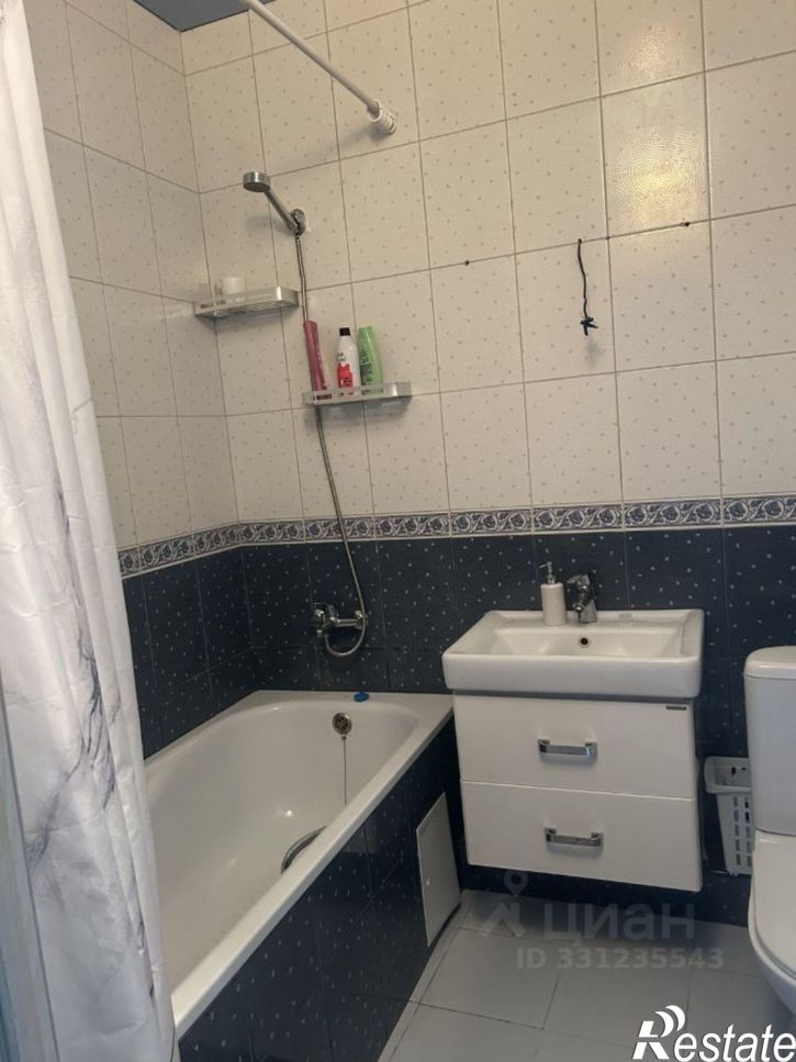 1-комн квартира ул им. Героя Яцкова И.В., 8,  д. 8