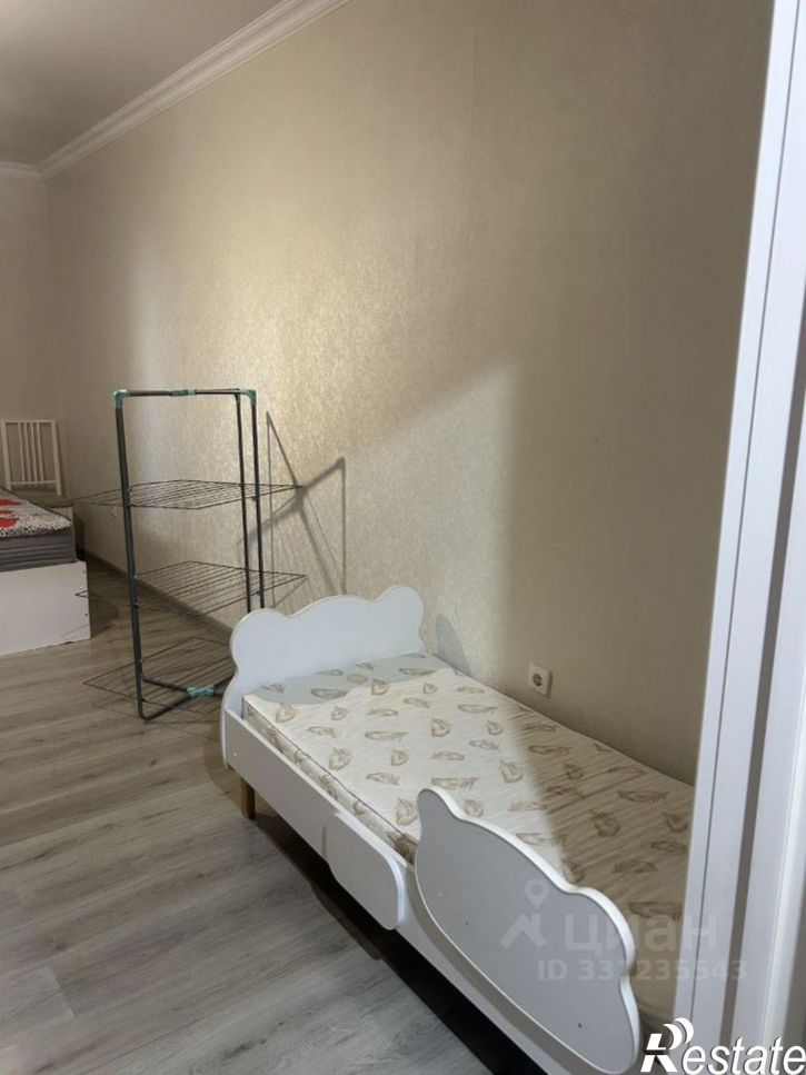 1-комн квартира ул им. Героя Яцкова И.В., 8,  д. 8